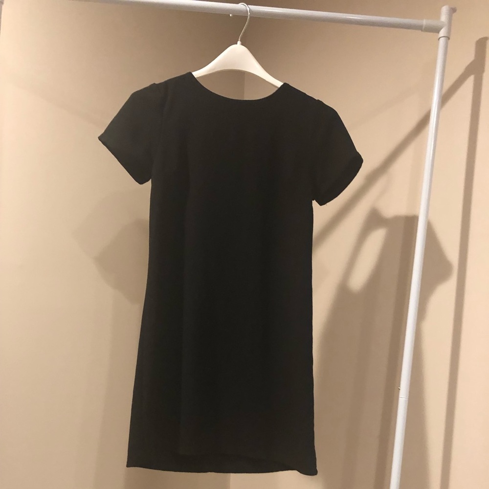 One 💖Clothing black dress with back zip
